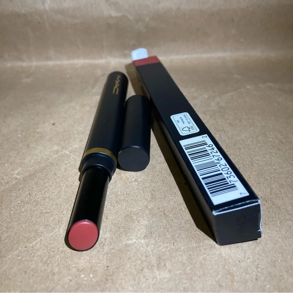 Mac lipstick 899